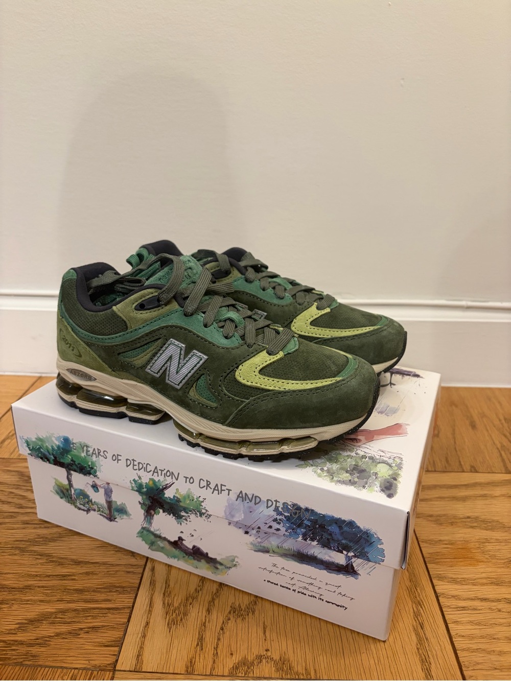 Kith x New Balance Women's Green Suede Running Sneakers size 7